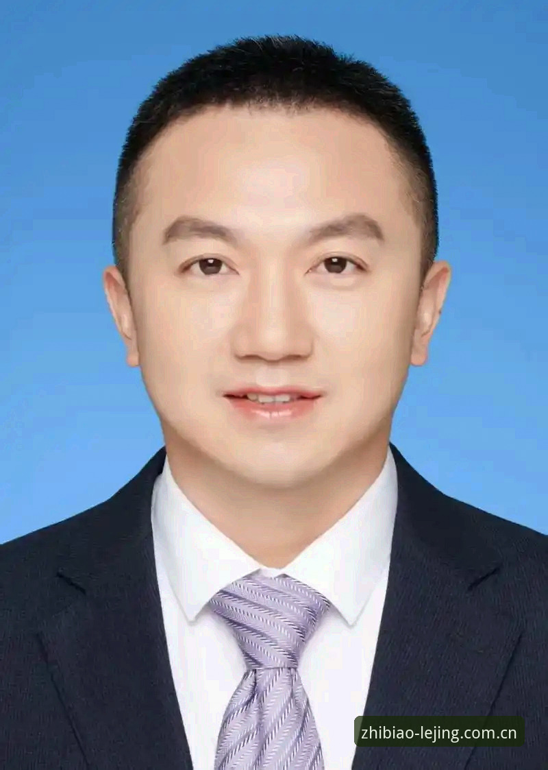 凌晨三点，陈磊又打开了那个熟悉的网站